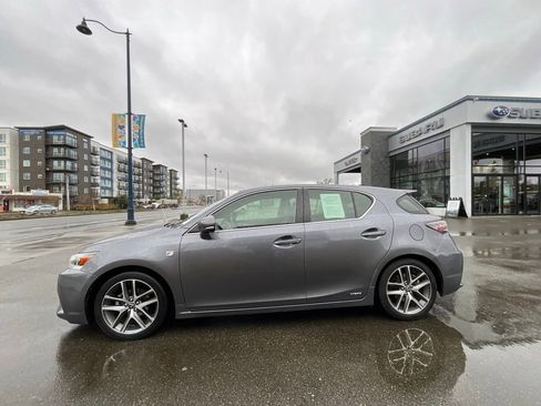 Used 2015 Lexus CT 200h image 5