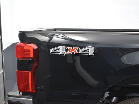 New 2025 Ford F350 Lariat w/ Lariat Ultimate Package image 8