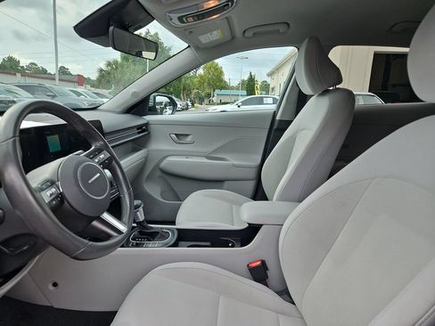 Used 2024 Hyundai Kona SEL FWD image 20