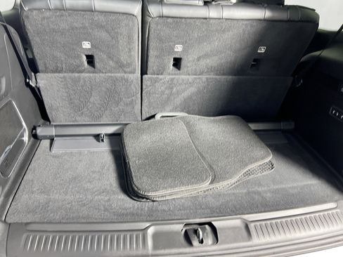 Used 2022 Jeep Wagoneer Series III w/ Premium Group I image 27