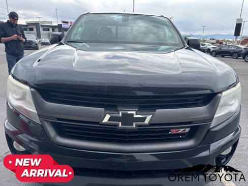 Used 2017 Chevrolet Colorado Z71 AWD/4WD image 12