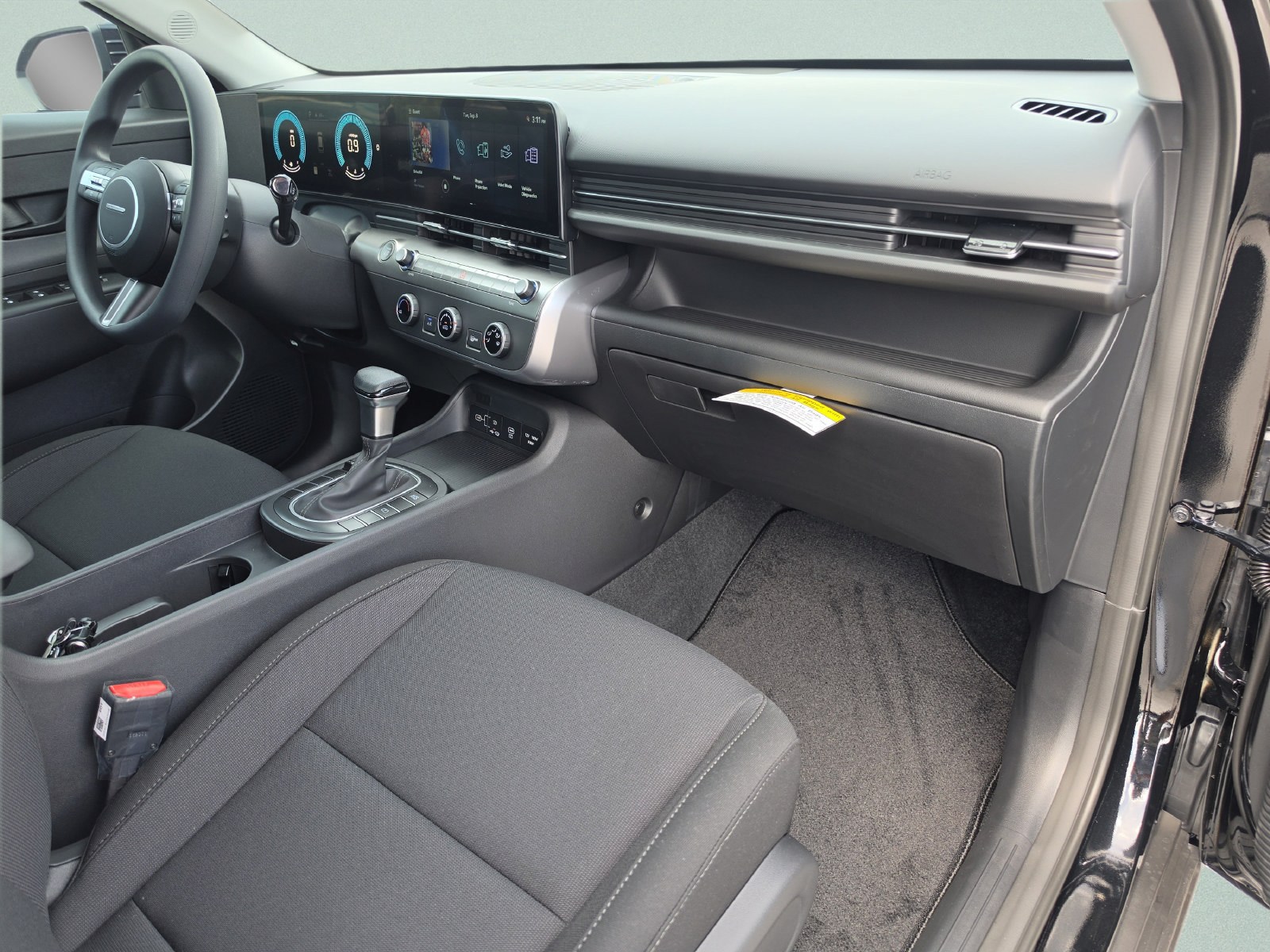 New 2027 Hyundai Kona SE FWD image 14