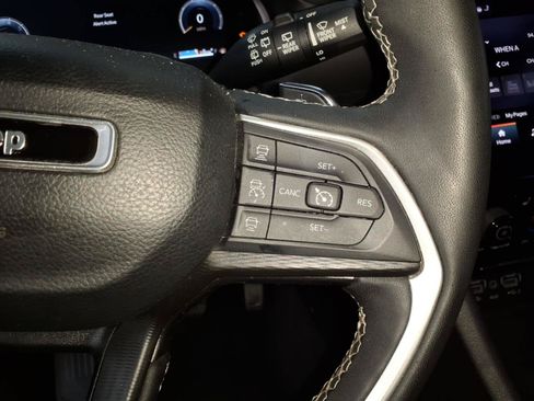 Used 2024 Jeep Grand Cherokee L Laredo AWD/4WD image 26