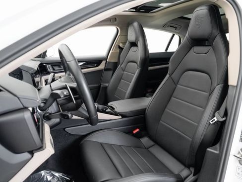 Used 2024 Porsche Panamera 4 image 5