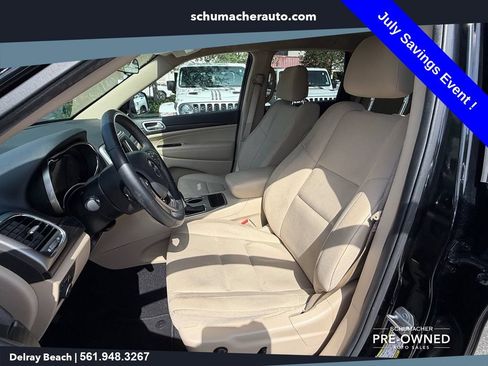 Used 2019 Jeep Grand Cherokee Laredo AWD/4WD image 10