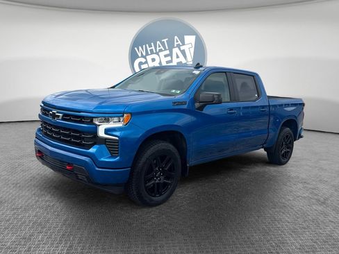 Used 2023 Chevrolet Silverado 1500 RST w/ Z71 Off-Road Package AWD/4WD image 8
