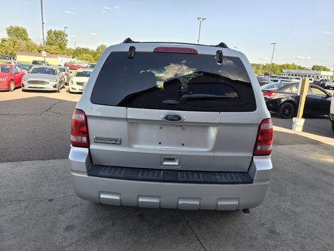 Used 2012 Ford Escape XLT image 6