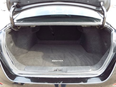 Used 2022 Nissan Sentra SV image 26