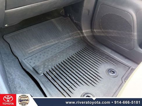 Used 2023 Toyota Tacoma TRD Sport image 21