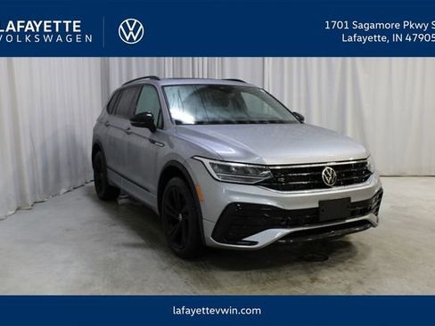Certified 2023 Volkswagen Tiguan SE R-Line AWD/4WD image 1