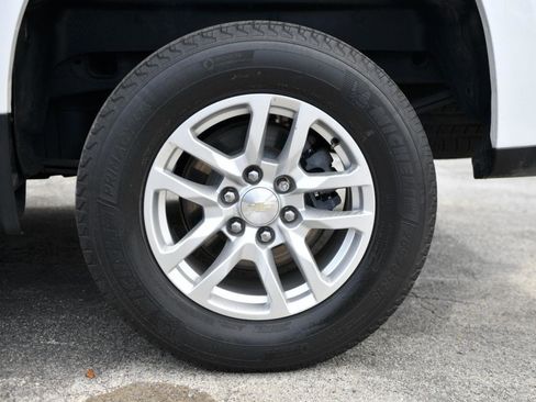 Used 2021 Chevrolet Silverado 1500 LT w/ LPO, Dark Essentials Package image 12