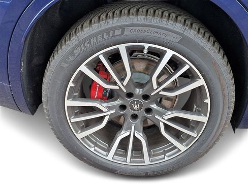 New 2025 Maserati Grecale GT AWD/4WD image 3
