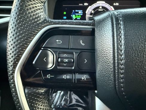 Used 2025 Toyota Tundra Platinum image 36