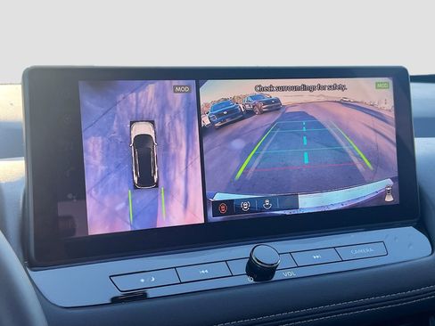 New 2026 Nissan Rogue Platinum image 14