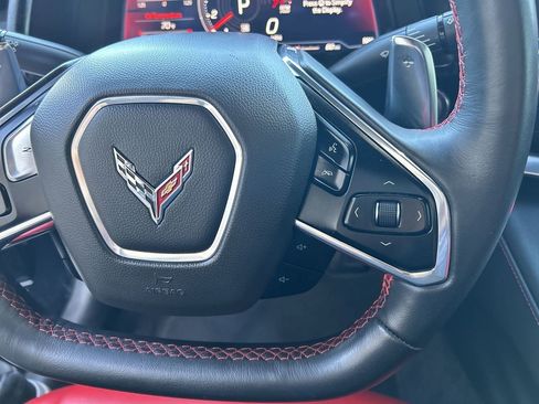 Used 2020 Chevrolet Corvette Stingray Coupe w/ Z51 Performance Package RWD image 21