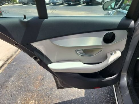 Used 2016 Mercedes-Benz C 300 Sedan image 9