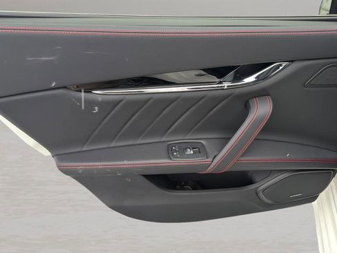 Certified 2023 Maserati Quattroporte Modena Q4 image 22