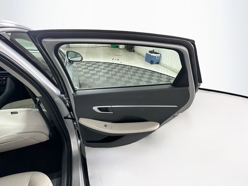 Used 2025 Hyundai Sonata SEL FWD image 29