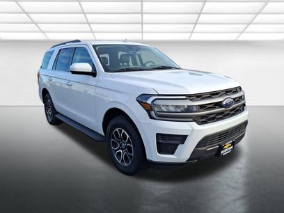 Used 2024 Ford Expedition XLT