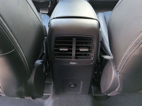 Certified 2026 Ford Escape SE FWD image 13