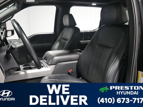 Used 2022 Ford F250 Lariat w/ Black Appearance Package image 10