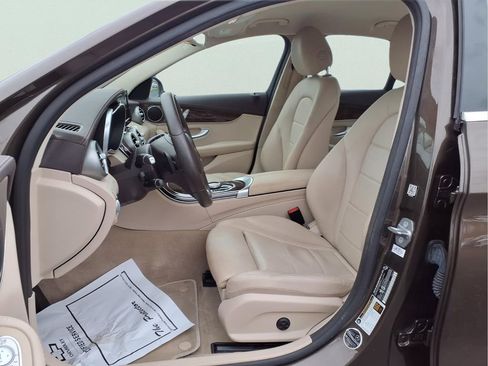 Used 2017 Mercedes-Benz C 300 Sedan image 18