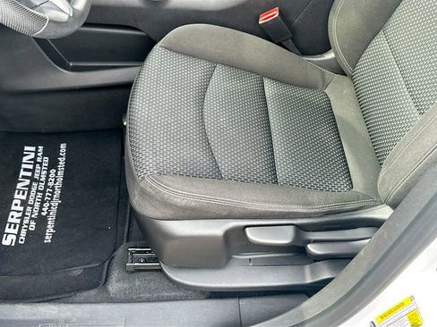 Used 2023 GMC Terrain SLE FWD image 20