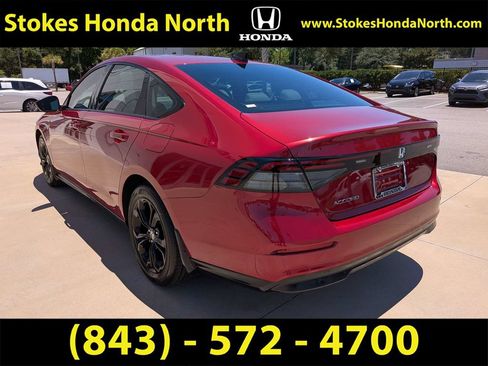 Certified 2025 Honda Accord SE image 4