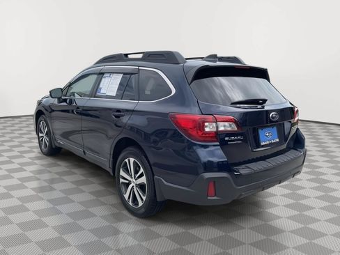 Used 2018 Subaru Outback 2.5i Limited AWD/4WD image 11