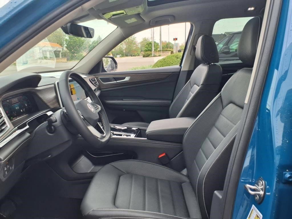 New 2025 Volkswagen Atlas SEL AWD/4WD image 13