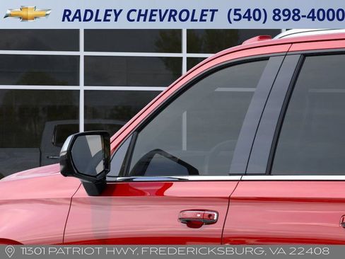 New 2026 Chevrolet Suburban Premier w/ Sun And Tow Package image 12