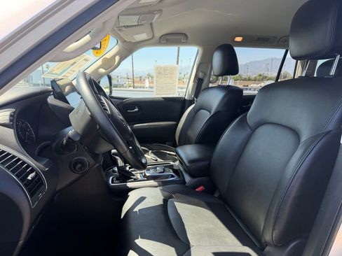 Used 2023 Nissan Armada SV AWD/4WD image 5