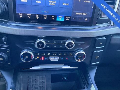Used 2024 Ford F350 Platinum AWD/4WD image 32