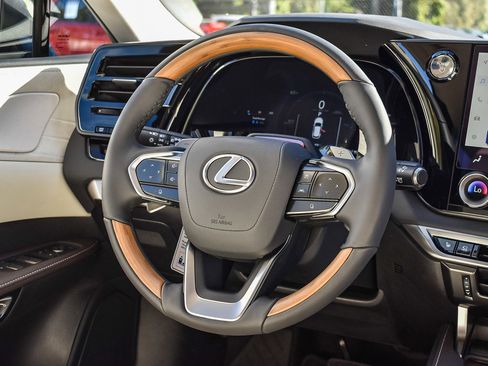 New 2026 Lexus RX 350 image 14