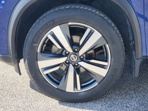 Used 2021 Nissan Rogue Platinum FWD image 7