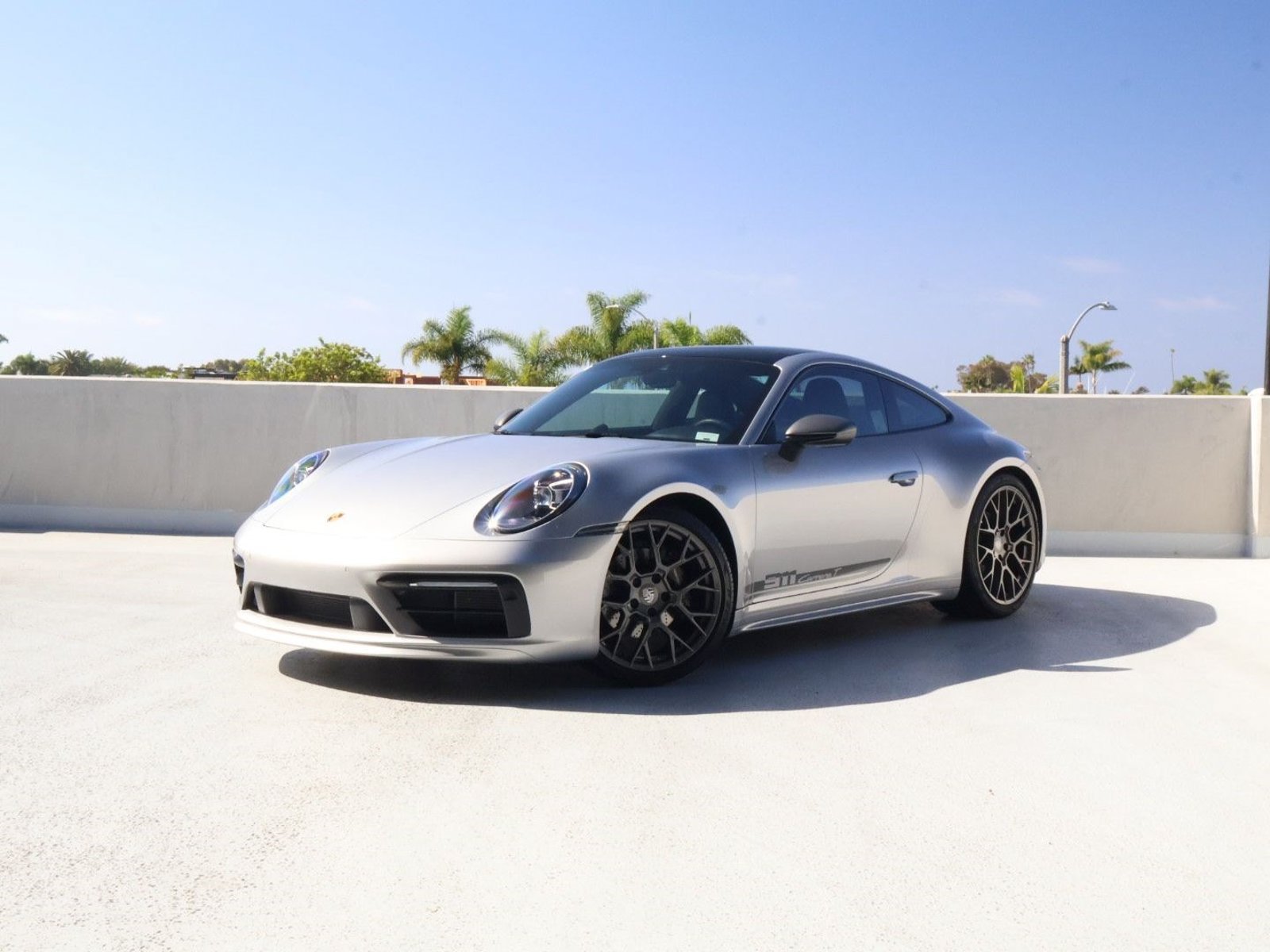 Certified 2024 Porsche 911 Carrera RWD image 1