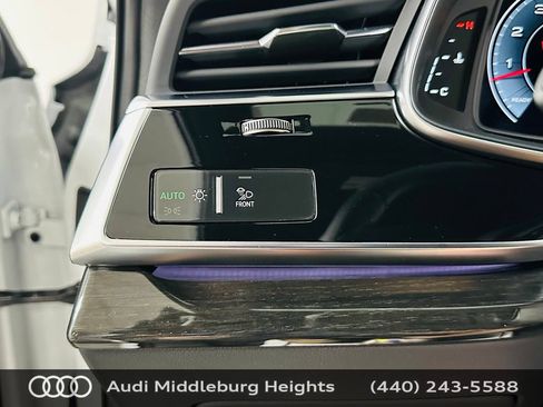 Certified 2025 Audi Q7 2.0T Premium w/ Premium Plus Package AWD/4WD image 17
