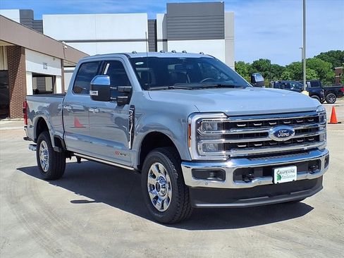 New 2026 Ford F250 King Ranch w/ Chrome Package image 3
