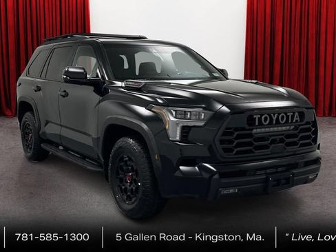 Used 2025 Toyota Sequoia TRD Pro AWD/4WD image 3
