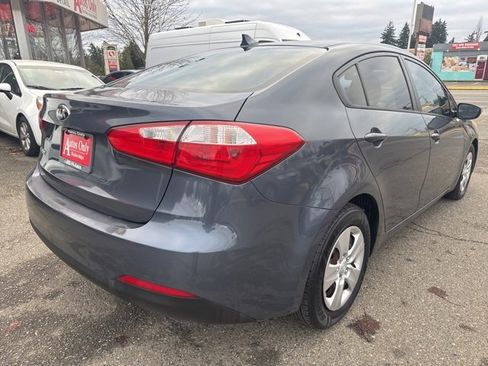 Used 2016 Kia Forte LX w/ LX Popular Package image 5