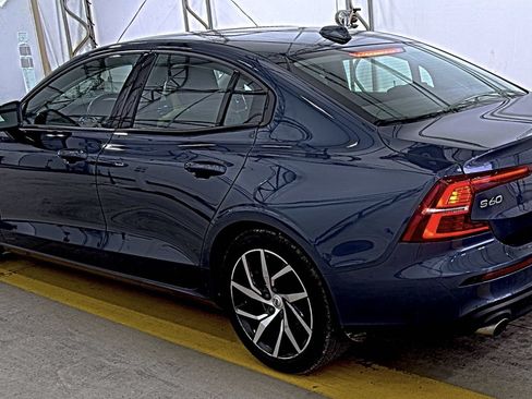 Used 2019 Volvo S60 T6 Momentum w/ Premium Package AWD/4WD image 5
