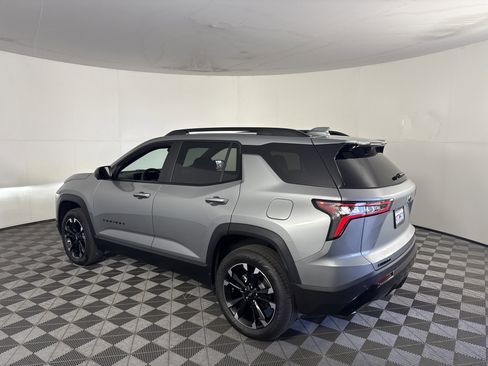 Used 2025 Chevrolet Equinox RS w/ Safety and Technology Package image 6