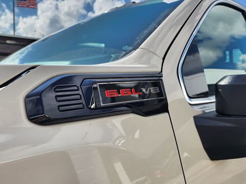 New 2026 GMC Sierra 2500 SLE w/ SLE Value Package; AWD/4WD image 10