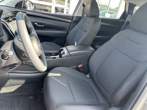 Used 2024 Hyundai Tucson SE FWD image 11