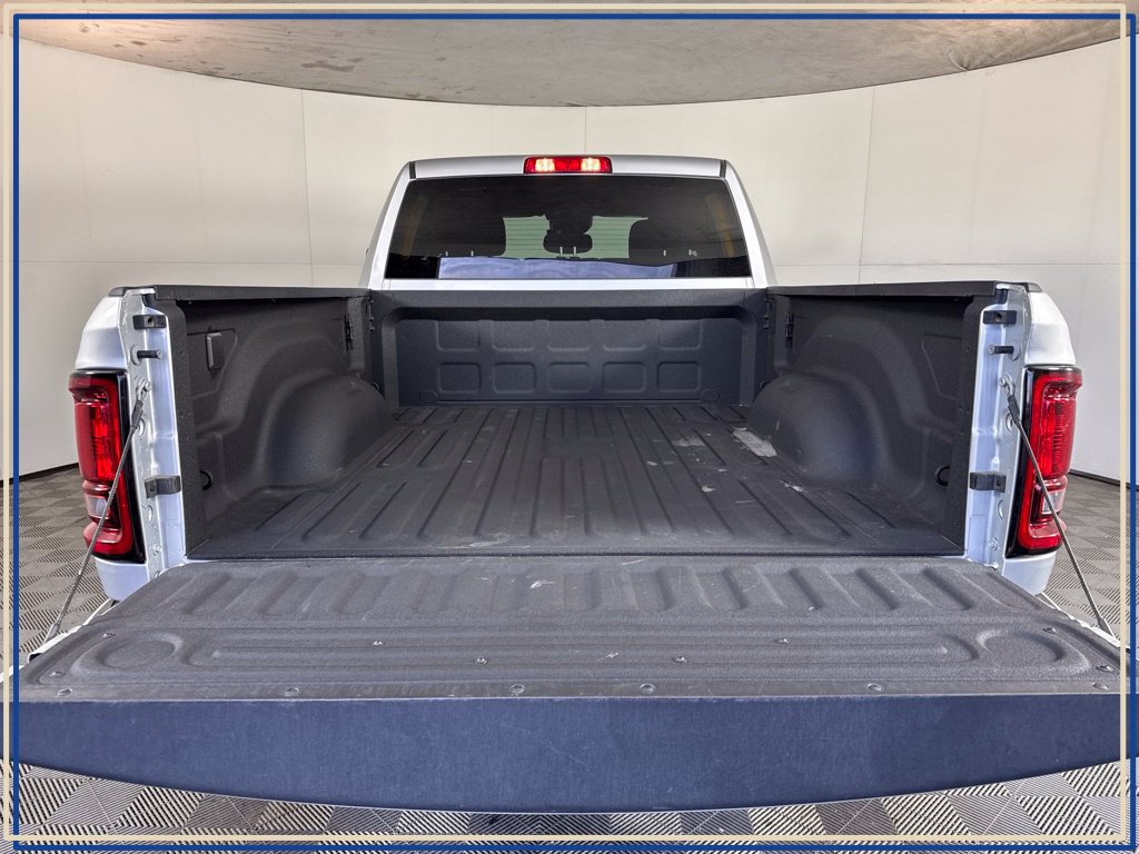 Certified 2026 RAM 2500 Big Horn AWD/4WD image 41