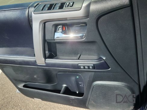 Used 2019 Toyota 4Runner Limited image 14