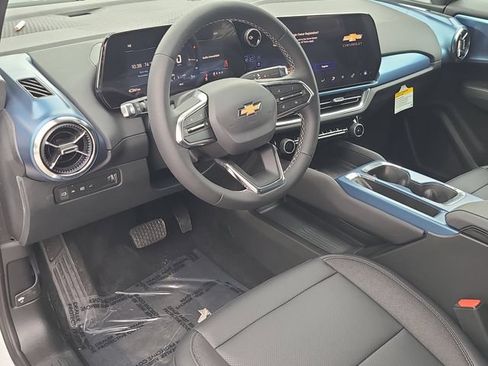 New 2026 Chevrolet Equinox EV LT w/ LPO, Blackout Package FWD image 22