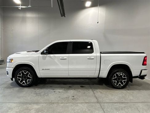 Used 2025 RAM 1500 Laramie image 9