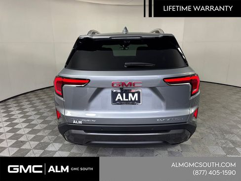 New 2026 GMC Terrain Elevation w/ Elevation Premium Package FWD image 8