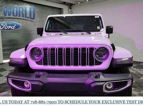 Used 2025 Jeep Wrangler Unlimited Sahara w/ Safety Group image 3